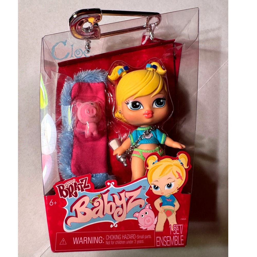 Bratz Babyz Cloe Doll 2023 MGA Entertainment New in Box with Pet Pig and Blanket